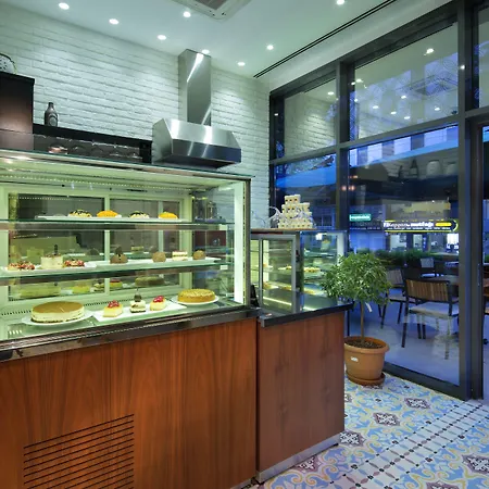 Hotel Mercure Kizilay 4*