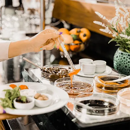 Hotel Mercure Kizilay 4*