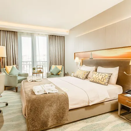 Hotel Mercure Kizilay 4*