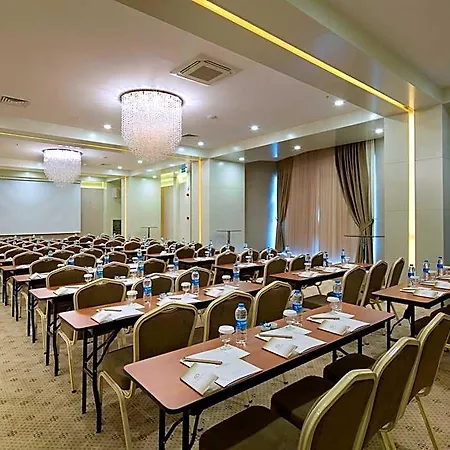 Hotel Mercure Kizilay 4*